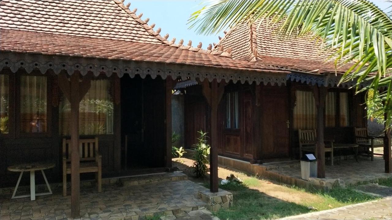 Omah Laut Bondo Jepara - By The Beach, Direct View Of The Sea, Great Base For Water Sports Margokerto 외부 사진